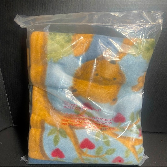 BNWT OLD FRIEND 53 1/4”x 64 1/4” Blanket Made For Books Are Fun - Picture 3 of 5